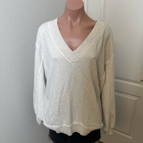 aerie Sweaters - Aerie Cream V-Neck Oversized Sweater Sz XXS